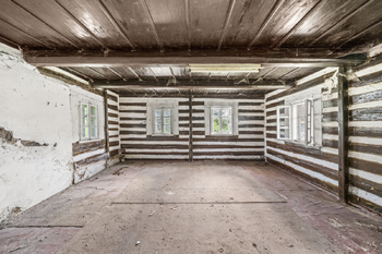 vedlejší stavba - roubenka - Prodej domu 130 m², Pilníkov