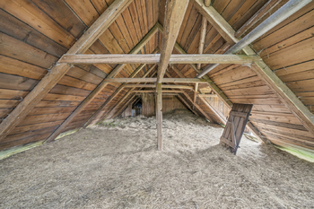 vedlejší stavba - roubenka - Prodej domu 130 m², Pilníkov
