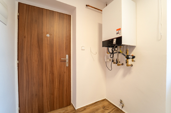 Plynový kotel - Pronájem bytu 2+kk v osobním vlastnictví 53 m², Kutná Hora