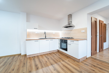 Kuchyňský kout - Pronájem bytu 2+kk v osobním vlastnictví 53 m², Kutná Hora
