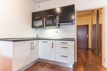 Pronájem bytu 1+kk v osobním vlastnictví 33 m², Praha 9 - Vysočany