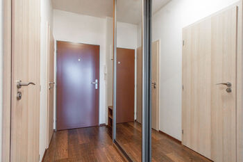 Pronájem bytu 1+kk v osobním vlastnictví 33 m², Praha 9 - Vysočany