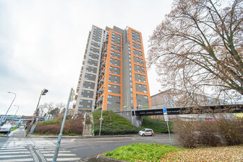 Pronájem bytu 1+kk v osobním vlastnictví 33 m², Praha 9 - Vysočany