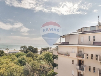Prodej bytu 6 a více v osobním vlastnictví 232 m², Montesilvano