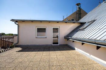 Prodej bytu 2+kk v osobním vlastnictví 61 m², Unhošť