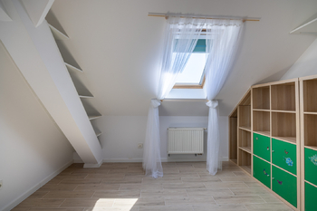 Prodej bytu 2+kk v osobním vlastnictví 61 m², Unhošť
