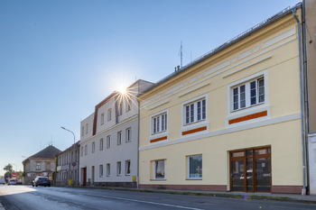 Prodej bytu 2+kk v osobním vlastnictví 61 m², Unhošť