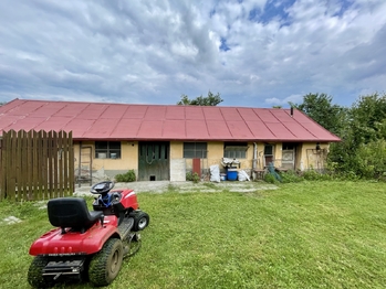 Prodej domu 190 m², Míškovice
