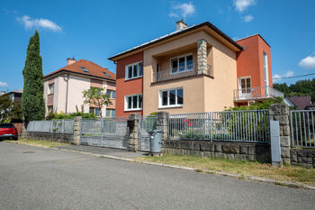 Prodej ubytovacího zařízení 180 m², Rožnov pod Radhoštěm