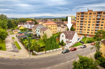 Prodej domu 460 m², Lišov