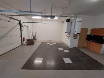 Pronájem skladovacích prostor 157 m², Slavkov u Brna