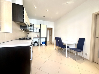 Pronájem bytu 3+1 v osobním vlastnictví 89 m², Brno