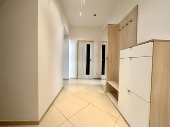 Pronájem bytu 3+1 v osobním vlastnictví 89 m², Brno