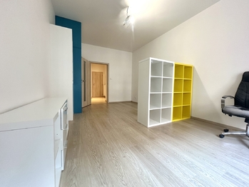 Pokoj č.2 - Pronájem bytu 3+1 v osobním vlastnictví 89 m², Brno