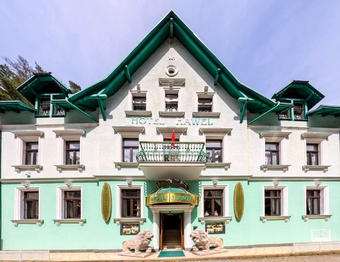 Hotel - Prodej ubytovacího zařízení 832 m², Hřensko 