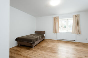 Pronájem bytu 1+1 v osobním vlastnictví 27 m², Praha 6 - Břevnov
