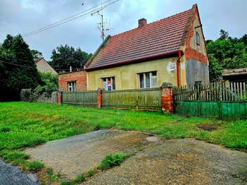 Prodej domu 162 m², Holedeč