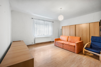Prodej pozemku 692 m², Dobřejovice