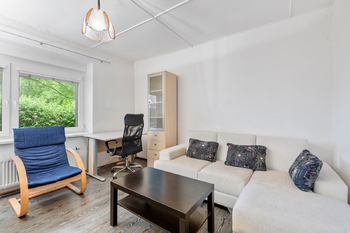 Prodej pozemku 692 m², Dobřejovice