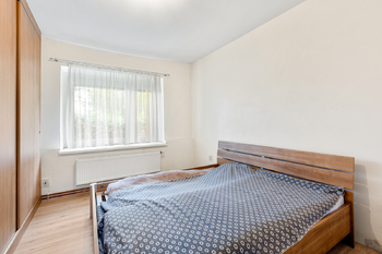 Prodej pozemku 692 m², Dobřejovice