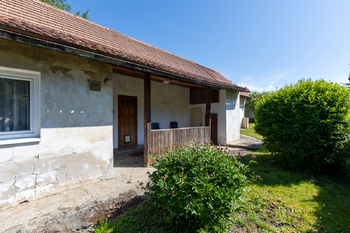 Prodej pozemku 692 m², Dobřejovice