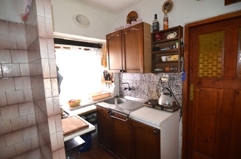 kuchyňka v předsíni - Prodej domu 109 m², Praha 4 - Točná