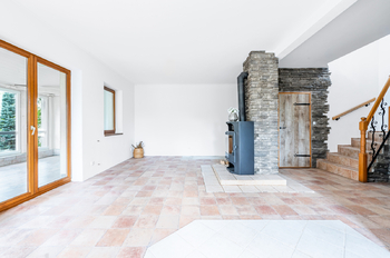 Prodej domu 154 m², Pětihosty