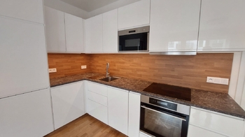 Pronájem bytu 1+kk v osobním vlastnictví 53 m², Praha 4 - Modřany
