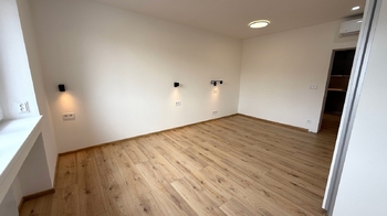 Ložnice - Pronájem bytu 2+kk v osobním vlastnictví 40 m², Praha 9 - Horní Počernice