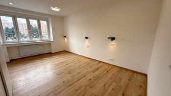 Ložnice - Pronájem bytu 2+kk v osobním vlastnictví 40 m², Praha 9 - Horní Počernice