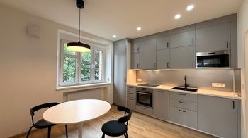 Kuchyň - Pronájem bytu 2+kk v osobním vlastnictví 40 m², Praha 9 - Horní Počernice 