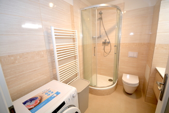 Pronájem bytu 1+kk v osobním vlastnictví 36 m², Praha 9 - Vysočany