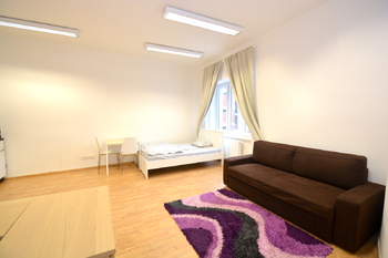 Pronájem bytu 1+kk v osobním vlastnictví 36 m², Praha 9 - Vysočany