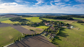 Prodej pozemku 1133 m², Korkyně