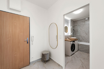 Pronájem bytu 2+kk v osobním vlastnictví 81 m², Praha 9 - Vysočany
