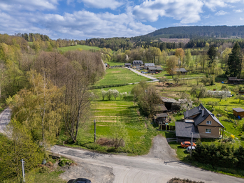 pohled na území před zahájením stavby - Prodej domu 223 m², Hraběšice