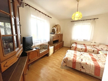 Prodej domu 400 m², Křimov