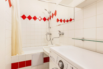 Prodej bytu 2+kk v osobním vlastnictví 47 m², Praha 8 - Kobylisy
