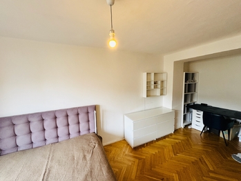 Pronájem bytu 2+1 v osobním vlastnictví 53 m², Praha 3 - Žižkov