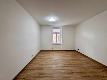 Pronájem bytu 1+1 v osobním vlastnictví 32 m², Znojmo