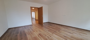Pronájem bytu 3+1 v osobním vlastnictví 77 m², Praha 4 - Modřany