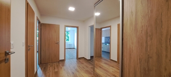 Pronájem bytu 3+1 v osobním vlastnictví 77 m², Praha 4 - Modřany