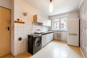 Prodej bytu 3+1 v osobním vlastnictví 75 m², Praha 9 - Kbely