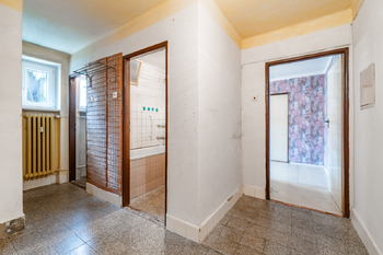 Prodej bytu 3+1 v osobním vlastnictví 75 m², Praha 9 - Kbely