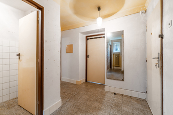 Prodej bytu 3+1 v osobním vlastnictví 75 m², Praha 9 - Kbely