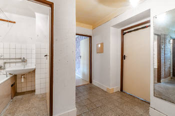 Prodej bytu 3+1 v osobním vlastnictví 75 m², Praha 9 - Kbely