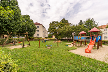 Prodej bytu 3+1 v osobním vlastnictví 75 m², Praha 9 - Kbely