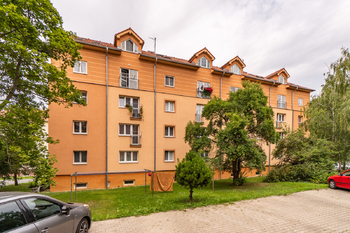 Prodej bytu 3+1 v osobním vlastnictví 75 m², Praha 9 - Kbely