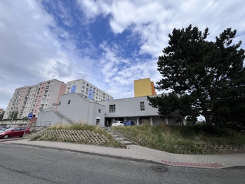 Pronájem obchodních prostor 487 m², Liberec