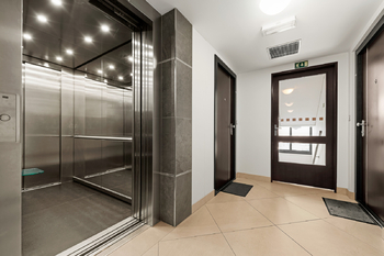 Pronájem bytu 2+kk v osobním vlastnictví 71 m², Praha 3 - Žižkov